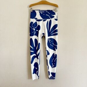 Wilo The Label Tropical Print Legging in Blue and White Size Large